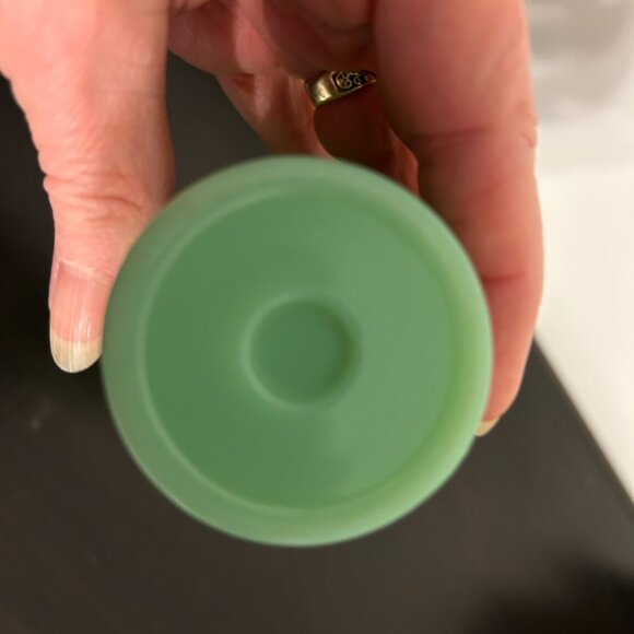 Vintage FIRE-KING Green Jadeite Art Deco Style Small Vase - Picture 6 of 7